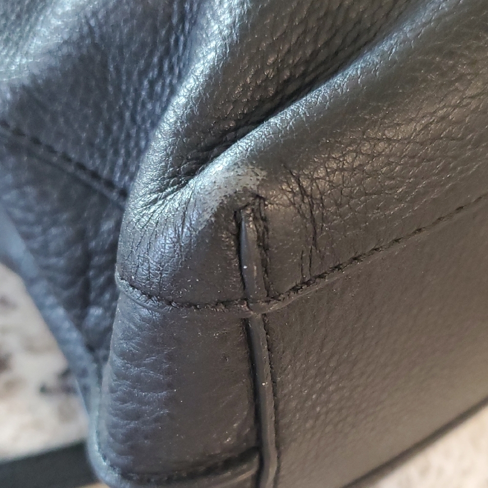 Vince Camuto Black Leather Satchel Crossbody  Handbag - Picture 5 of 16